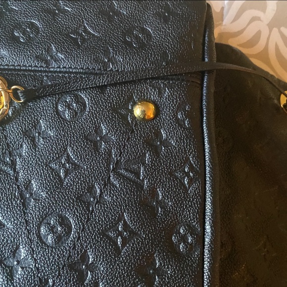 Louis Vuitton Black Empreinte Artsy Shoulder Bag - Picture 5 of 13